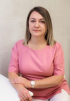 Попова Елена Александровна, зубной врач стоматологической клиники «Студия Успеха»